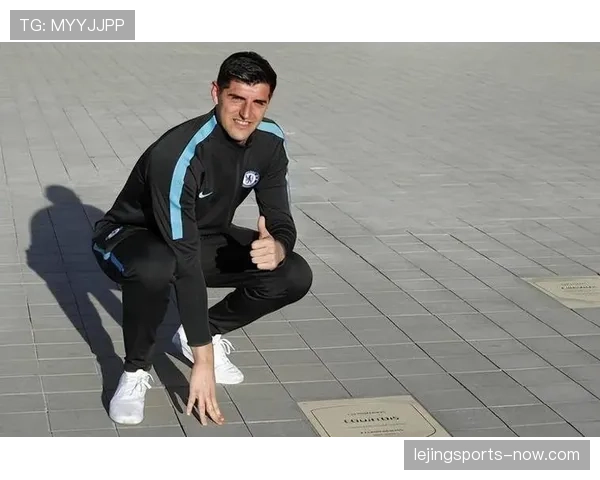 库尔图瓦马竞三年封神之路：西甲冠军主力门将的崛起解析